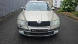 Skoda Octavia Combi Elegance Klimauto. PDC, Teilleder - Skoda Octavia aus 2006: Kombi