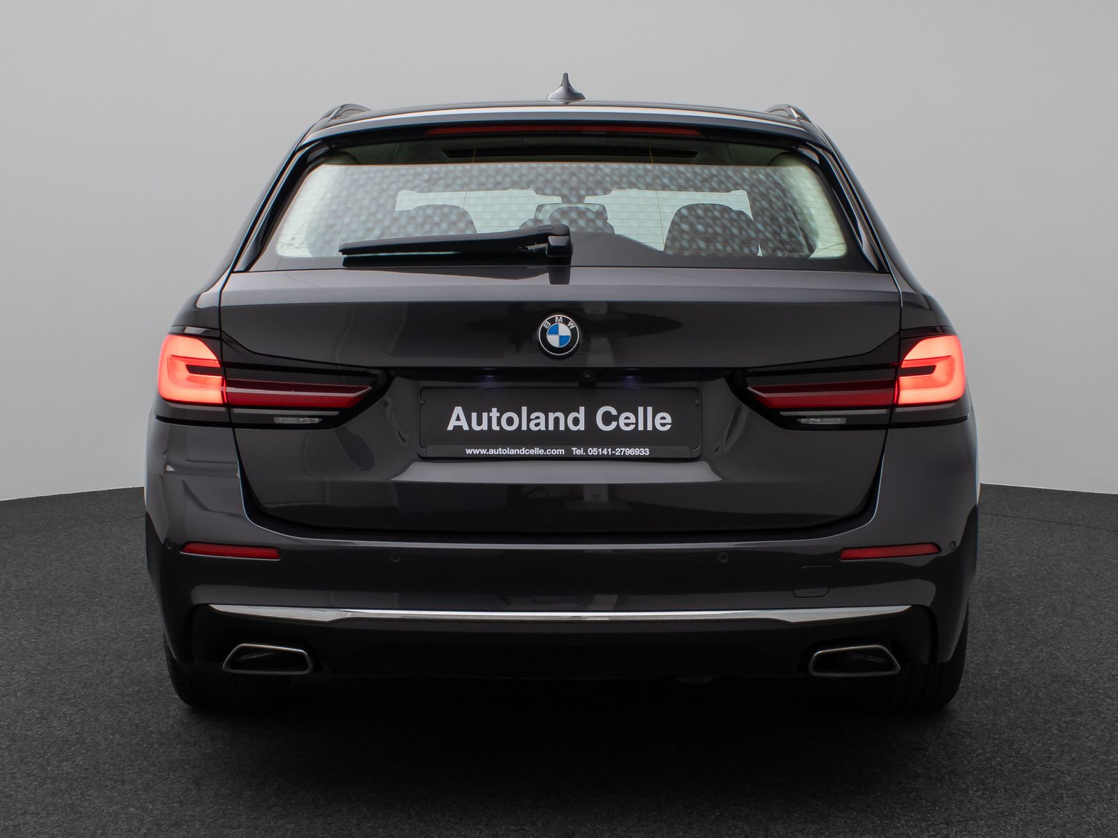 Fahrzeugabbildung BMW 530d xD  LuxuryLine Pano 360°HUD DAB H/K Massage