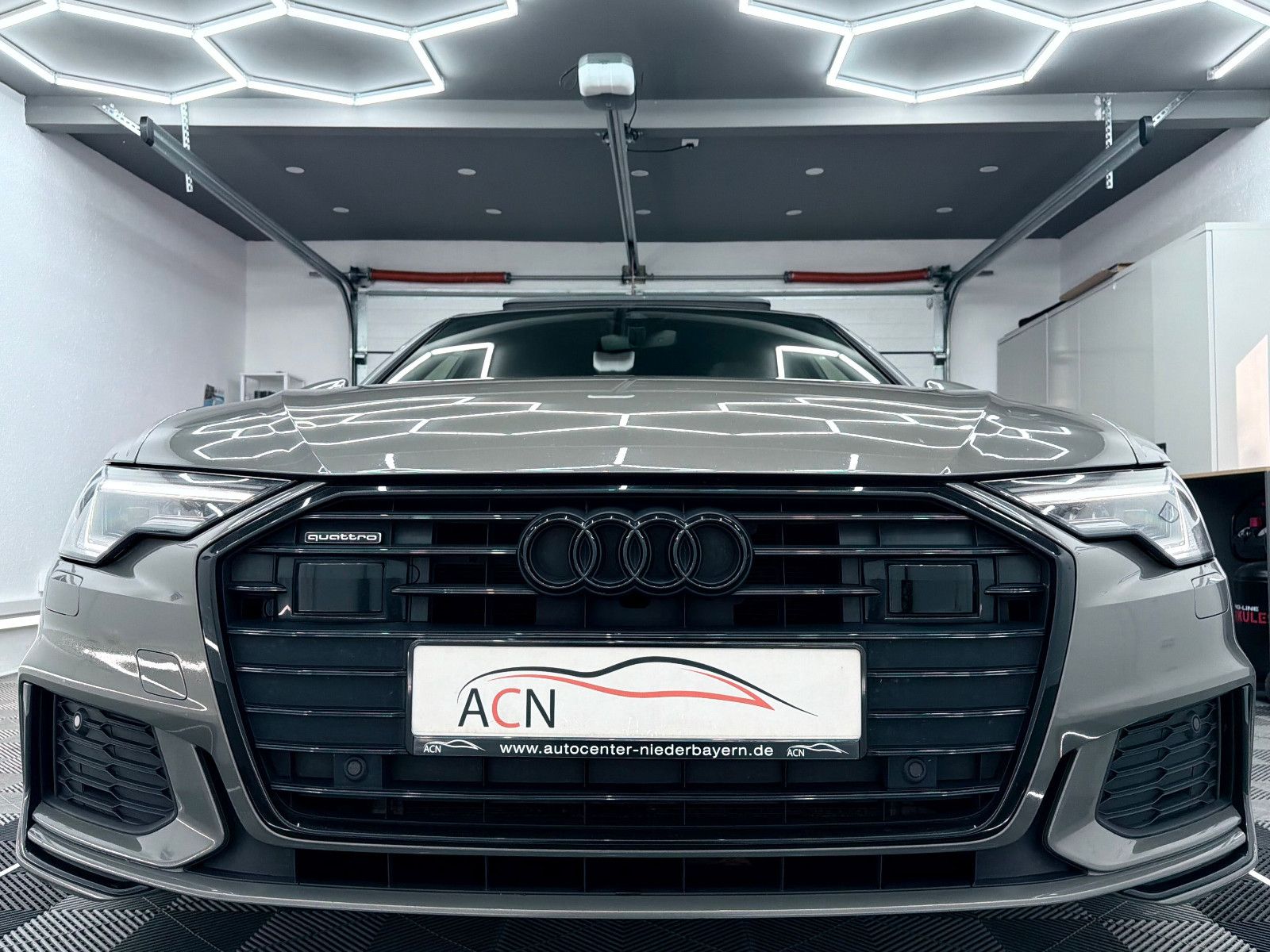 Fahrzeugabbildung Audi A6 Lim. 50 TDI Quattro S-LINE SPORT/HuD/ACC/PANO