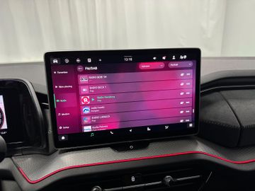 Fahrzeugverkauf 22 Skoda Kodiaq 1.5 TSI Sportline 7-Sitze*Panodach*AHK*