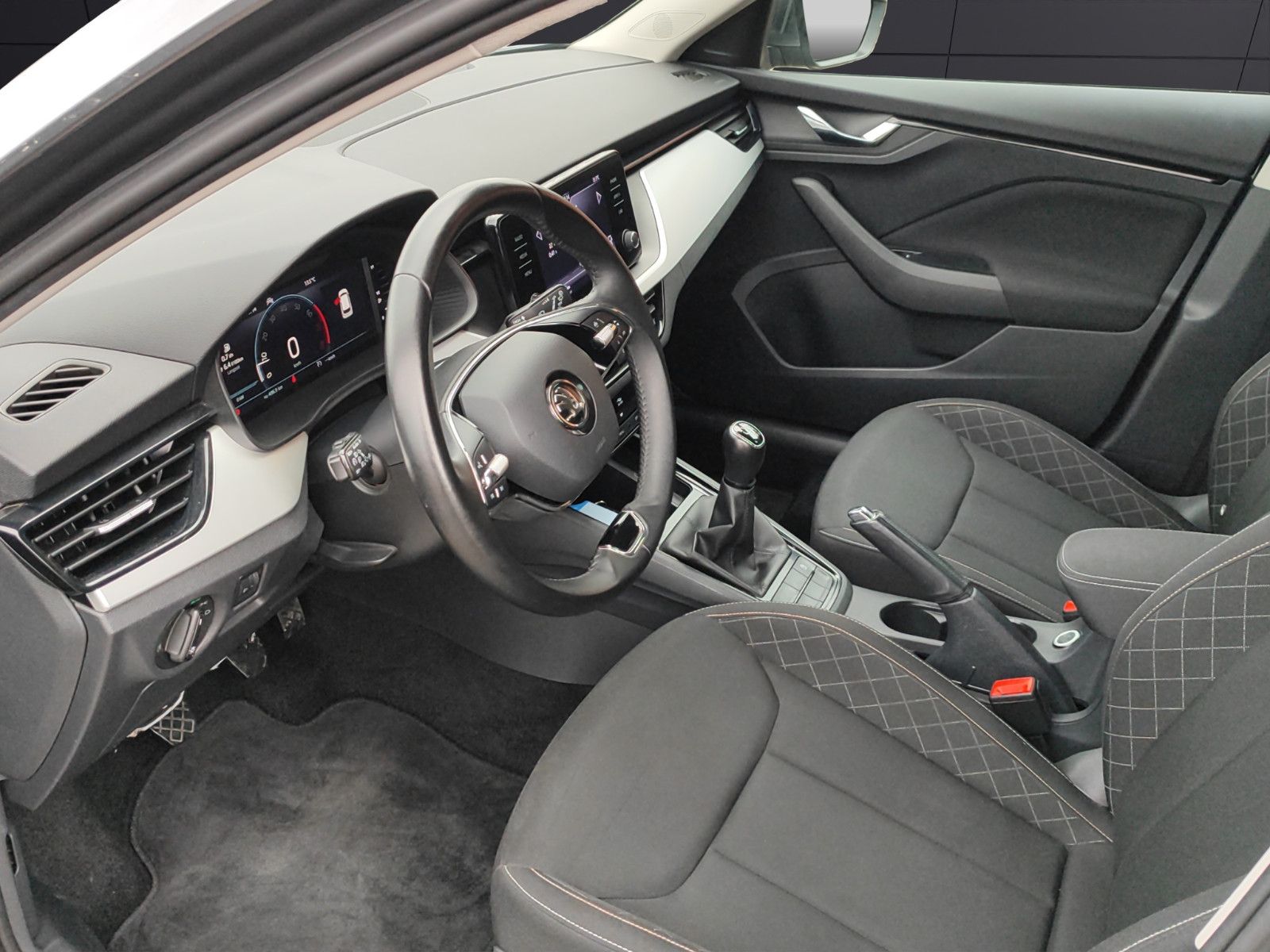 Fahrzeugabbildung SKODA Kamiq Ambition*Apple CarPlay*Chrom Paket*Tepomat