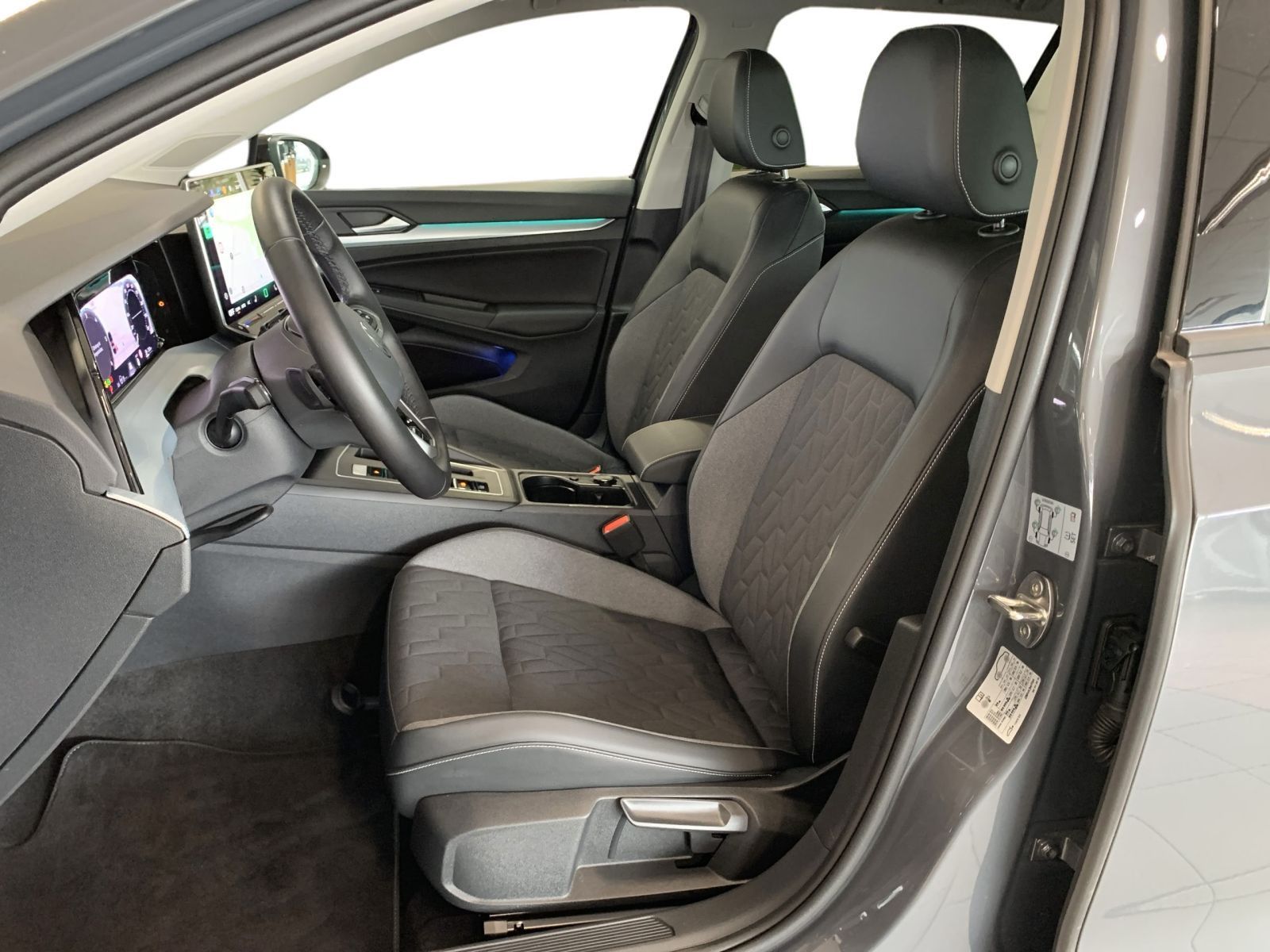 Volkswagen Golf - Bild 9