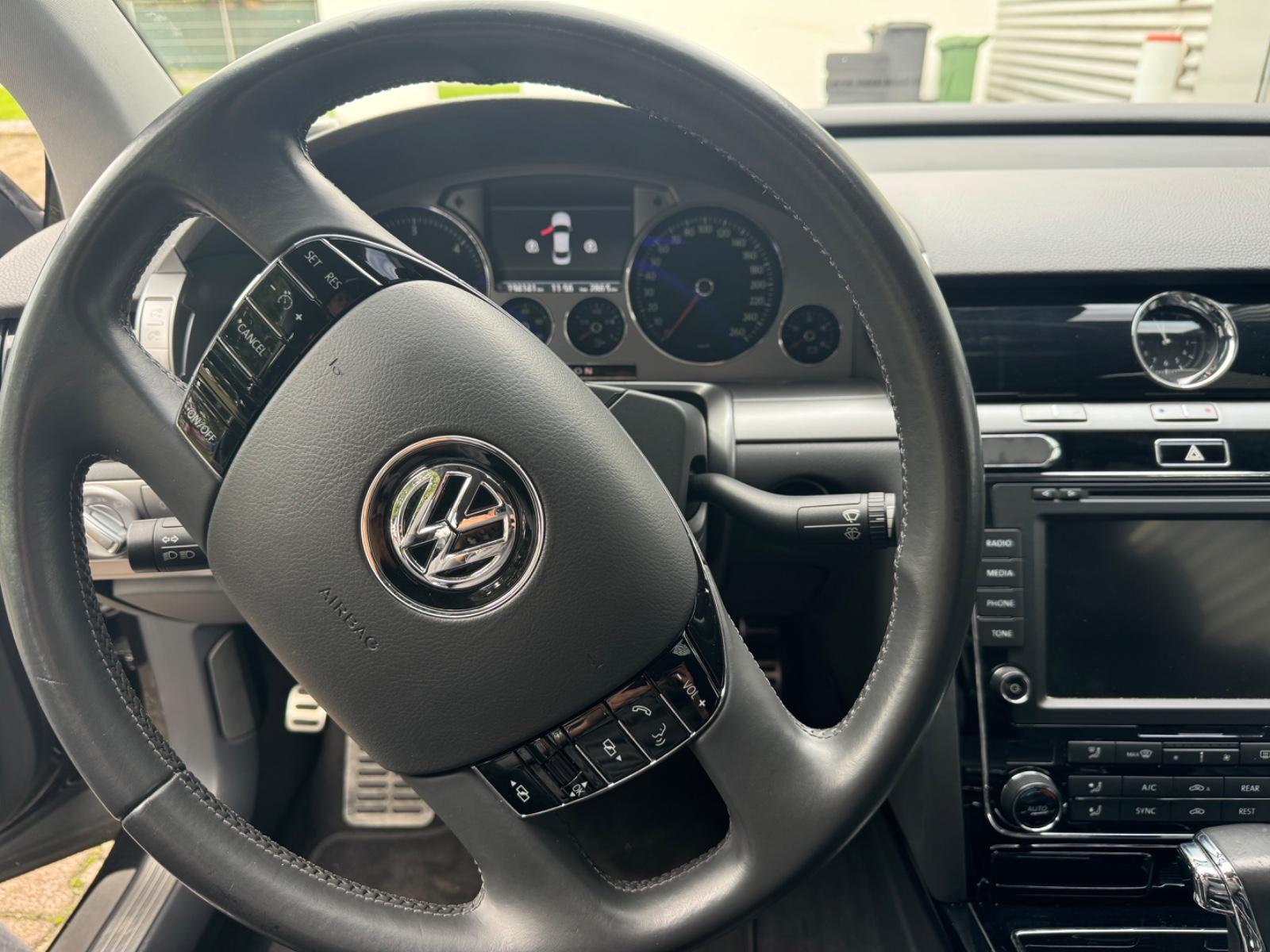 Volkswagen Phaeton 3.0 V6 TDI 4MOTION SH-GSHD-STHZG