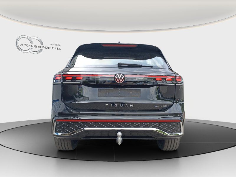 Fahrzeugabbildung Volkswagen Tiguan 1.5 TSI eHybrid R-Line DSG+  AHK+NAVI+MAT