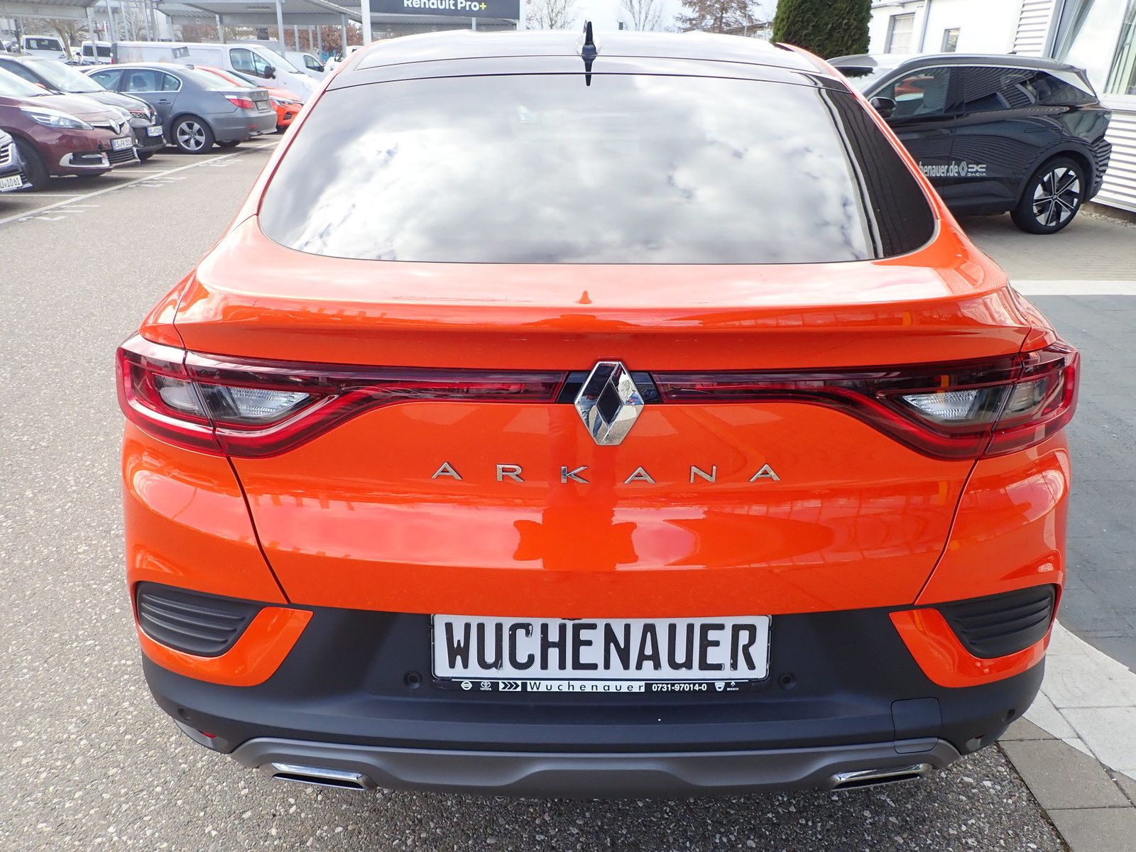 Fahrzeugabbildung Renault Arkana TCe 140 EDC R.S.LINE/AUTOMATIK/NAVI/BOSE/