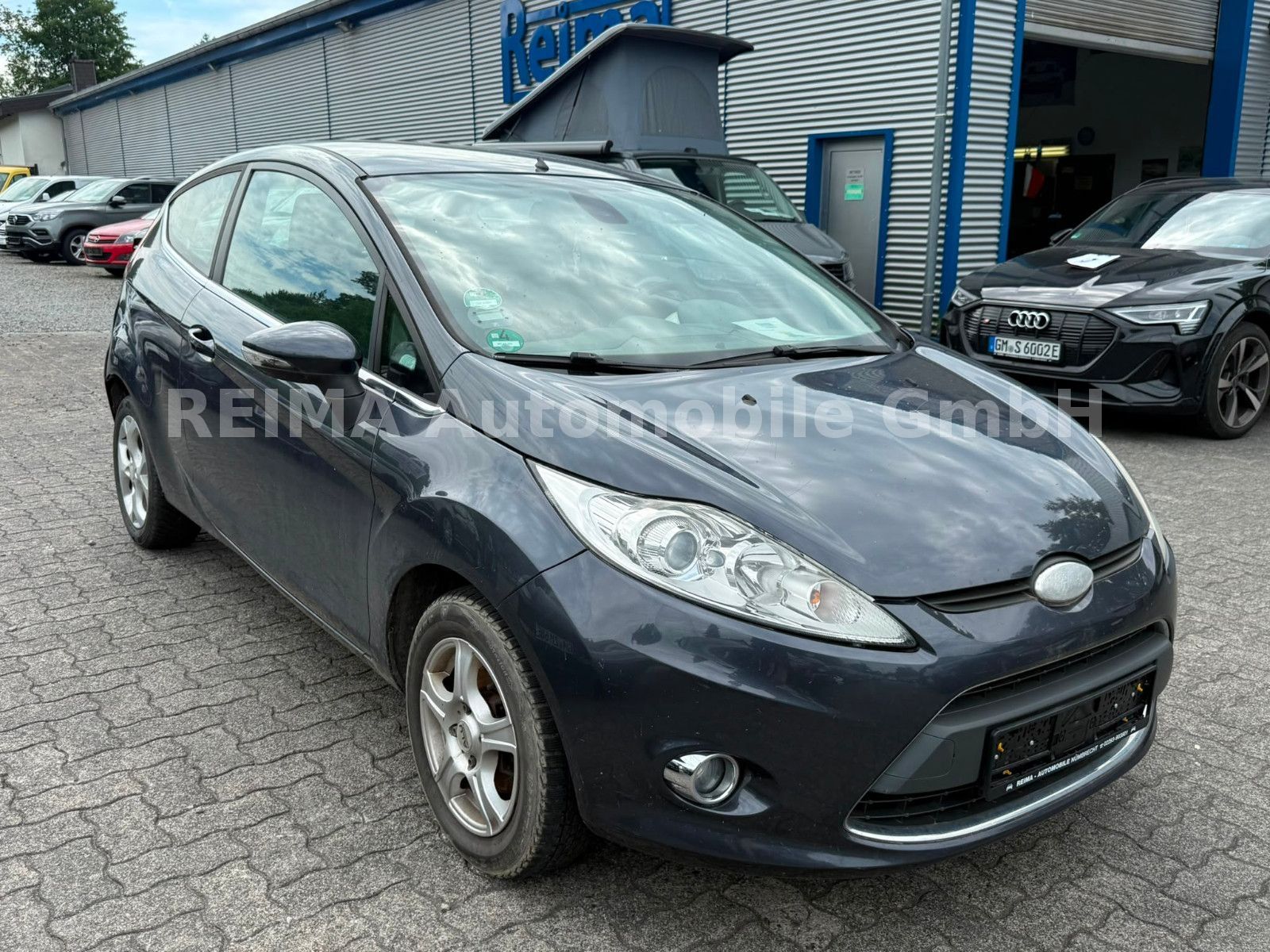 Fahrzeugabbildung Ford Fiesta 1,6TDCI  Titanium, Klimaautomatik