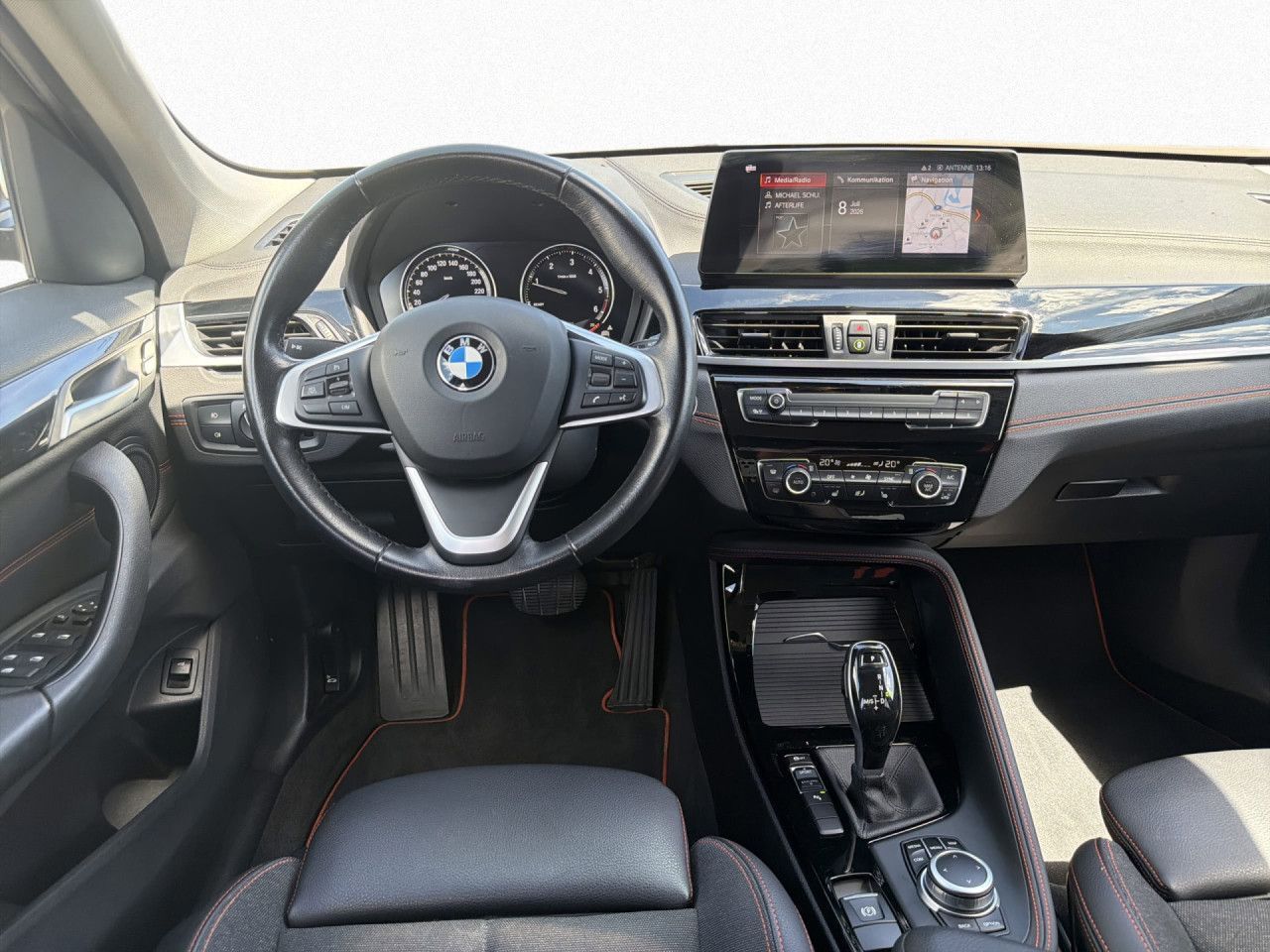 BMW X1 sD 18d Sport Line LED HUD Tempo SHZ PDC 18" foto 13