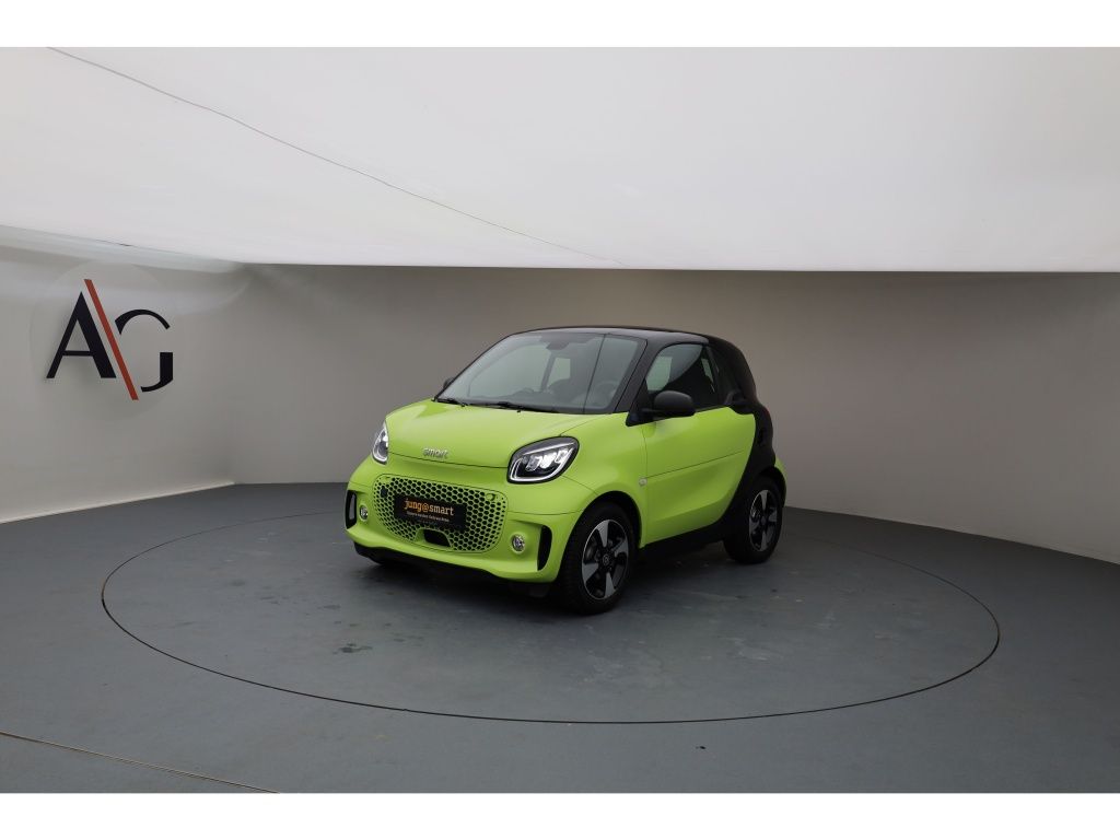 Smart fortwo EQ 22kw Pano LED - neuwertig - limegreen imagem 2