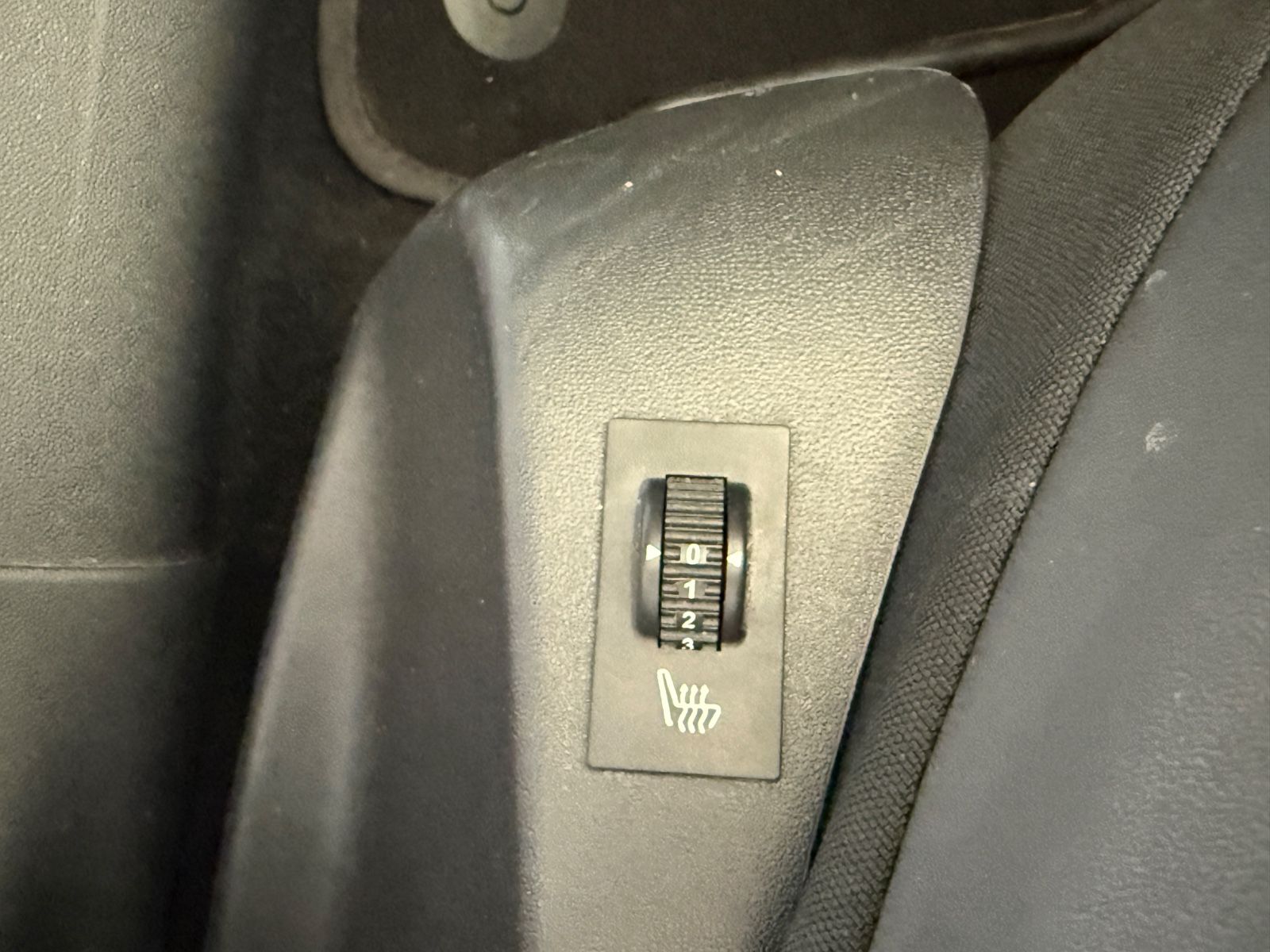Fahrzeugabbildung Peugeot 2008 Allure