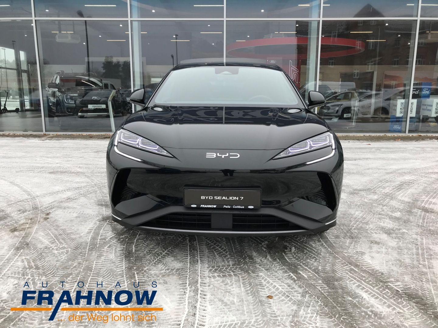 BYD SEALION 7