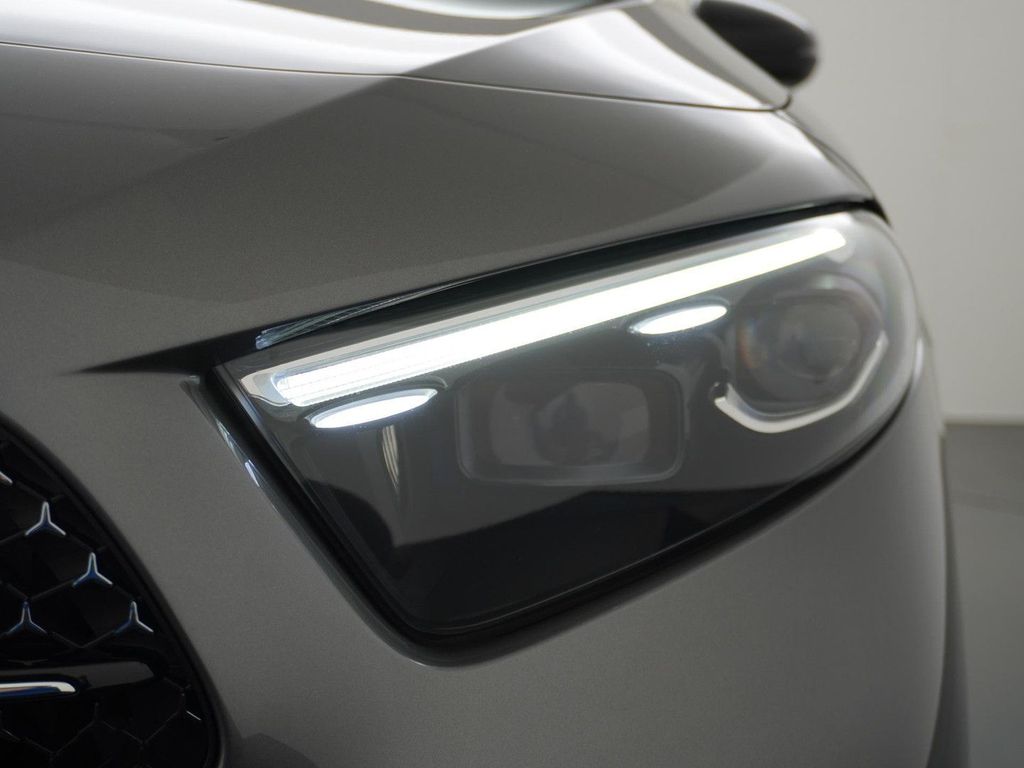 Mercedes-Benz A 180 Star Edition AMG Line | Panorama - Schiebe