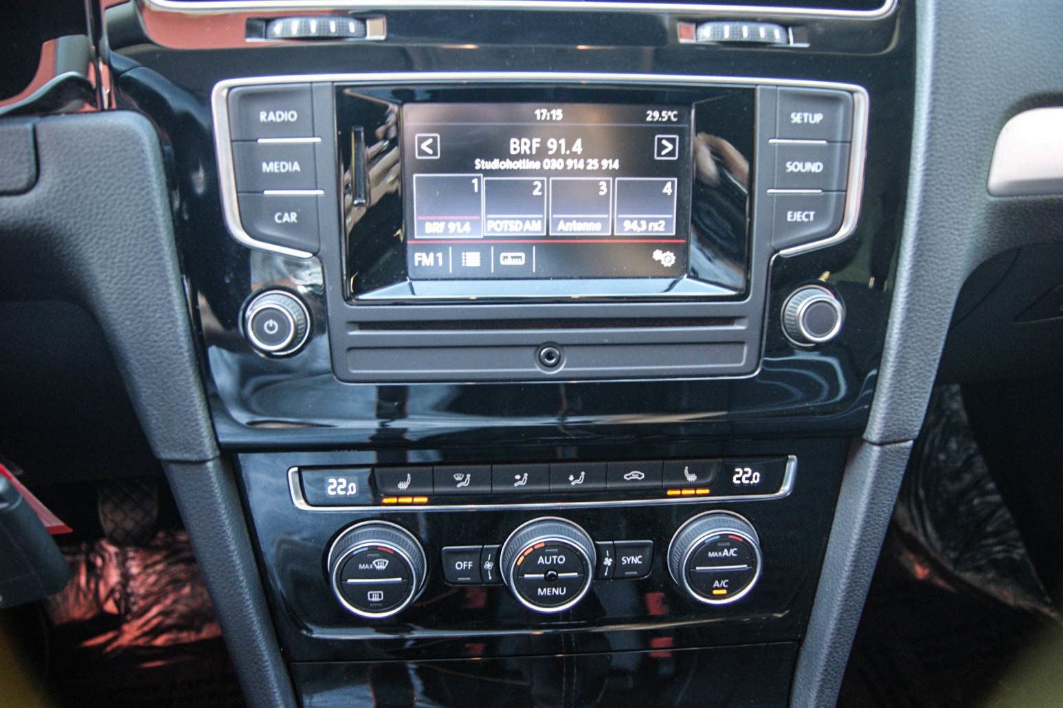Fahrzeugabbildung Volkswagen Golf 7 Variant 12TSI CUP BMT PARKLENKASSISTENT