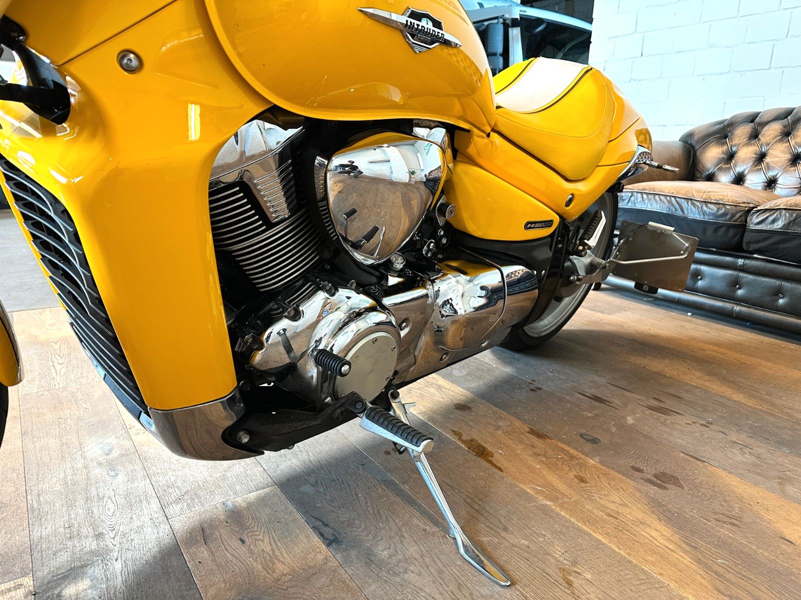 Fahrzeugabbildung Suzuki VZR 1800 - Top zustand, Sonderlack