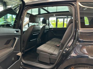 MYAUTOCENTER – Gebraucht- und Jahreswagen mit Werkstattservice in Pfaffenhofen Volkswagen Touran Comfortline BMTStart-Stopp *Pano*AHK*