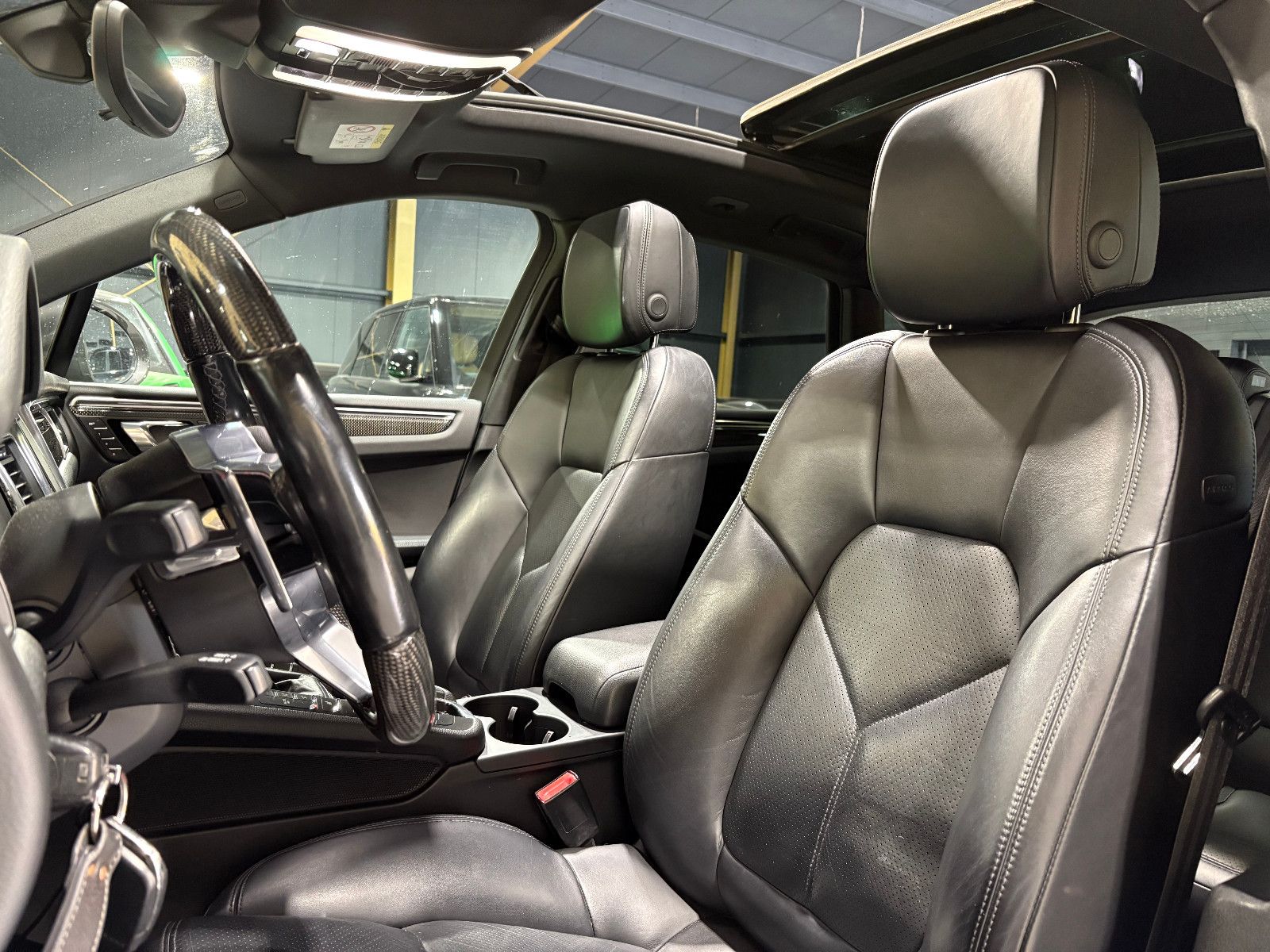 Fahrzeugabbildung Porsche Macan S Diesel/PANO/360°/MEMORY/SOUND/SHZ