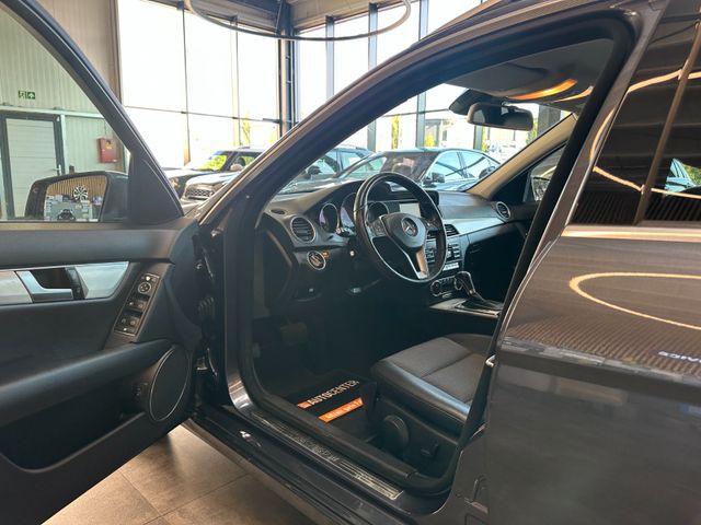 MYAUTOCENTER – Gebraucht- und Jahreswagen mit Werkstattservice in Pfaffenhofen Mercedes-Benz C 200 CGI BlueEfficiency *TÜV NEU*Avantgarde*