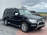 Mitsubishi Pajero 3.2DI-D Top*NUR 100TKM*7SITZE*FRONTBÜGEL* - Mitsubishi Pajero mit Diesel-Antrieb: Leder, Geländewagen, Automatik