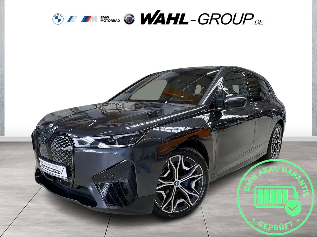 Image of BMW iX