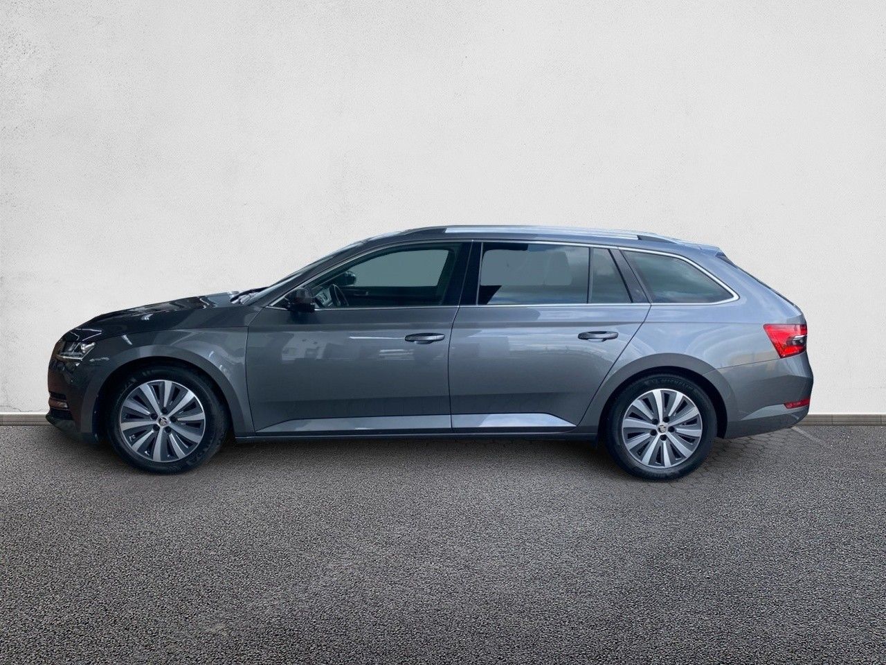 Skoda Superb Combi Style 2.0 TDI NAVI AHK KAM ACC LED foto 2