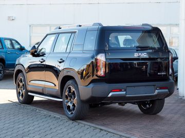 Bild 5 BAIC BJ30 4WD Hybrid Automatik Pano LED ACC
