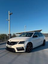 Skoda Octavia RS 245 2.0 TFSI, DSG, Combi - Skoda Octavia: RS TFSI
