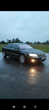 Volkswagen Phaeton 4.2 V8 Lang - Volkswagen Phaeton mit Benzin-Antrieb: Automatik