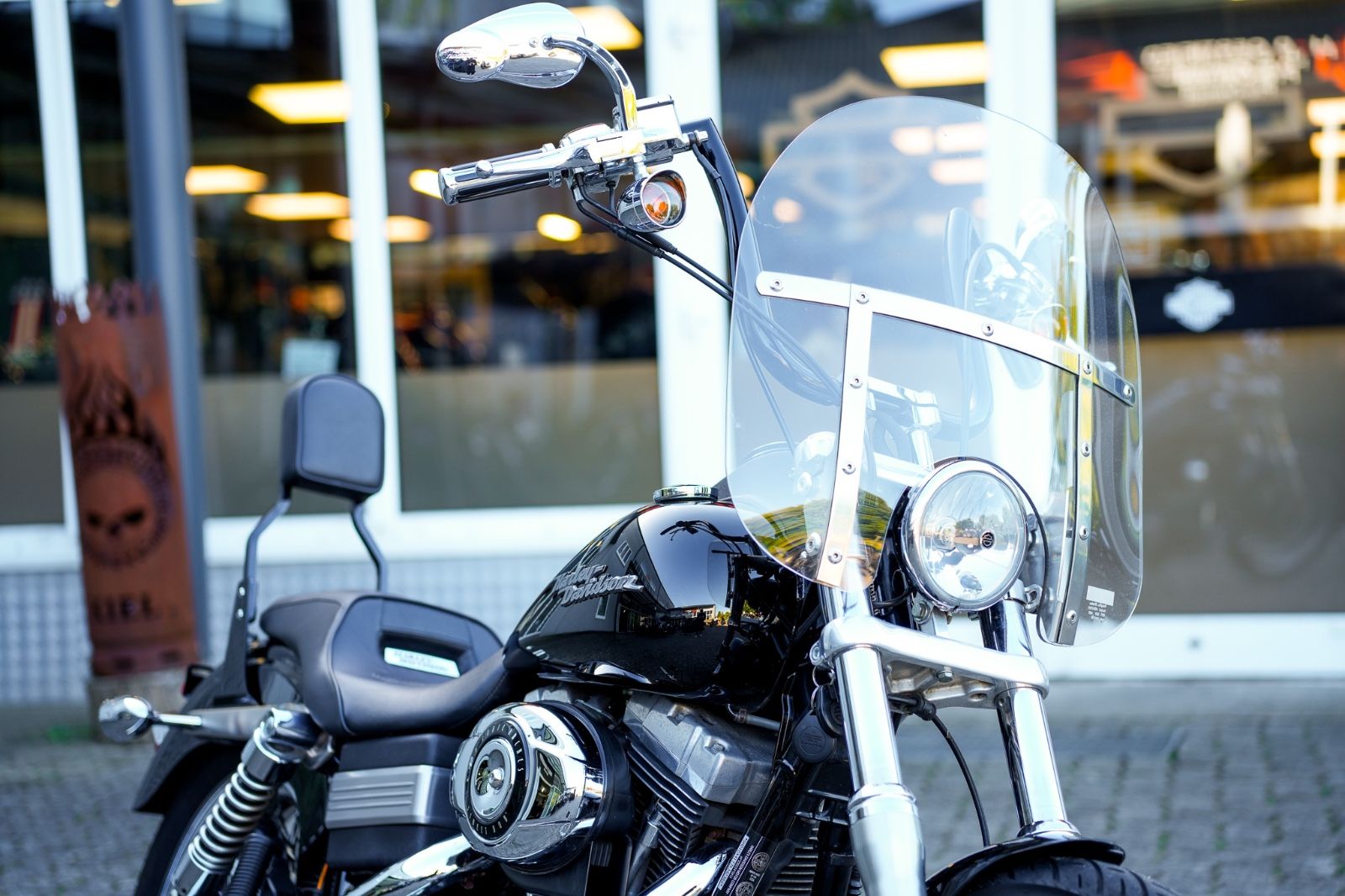 Fahrzeugabbildung Harley-Davidson FXDB Dyna Street Bob Twin Cam 96 - APE LENKER