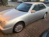 Mercedes-Benz E 200 ELEGANCE Elegance - gebrauchte Mercedes-Benz E 200 aus dem Jahr 2000