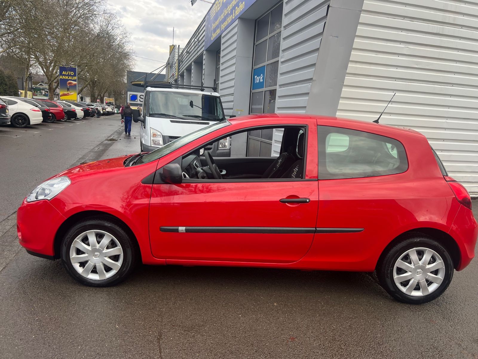 Fahrzeugabbildung Renault Clio III GPS * TÜV NEU *