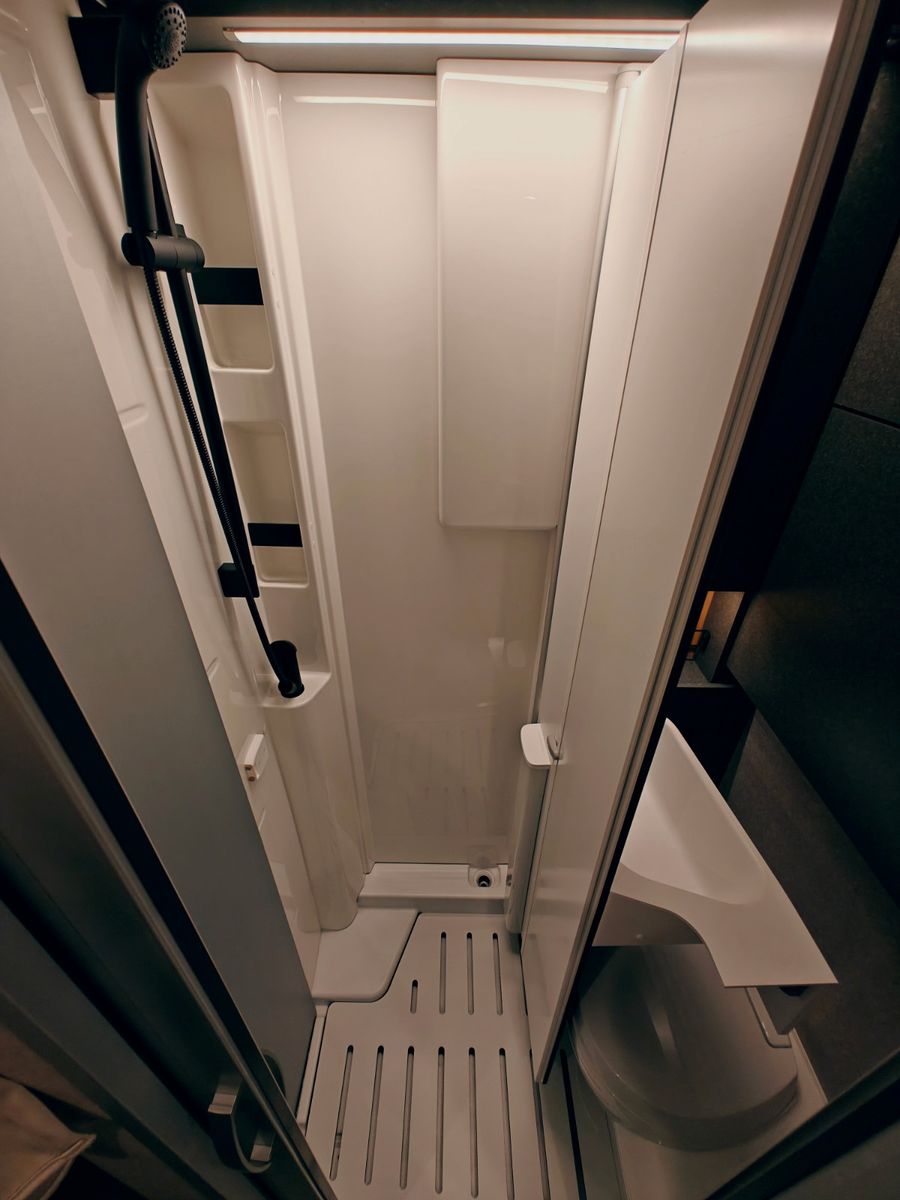 Fahrzeugabbildung HYMER / ERIBA / HYMERCAR ML-T 570 - Crossover