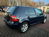 Volkswagen Golf 1.6 Benzin. 178.000 km. alle Wetter Reifen. - Volkswagen Golf: Alle