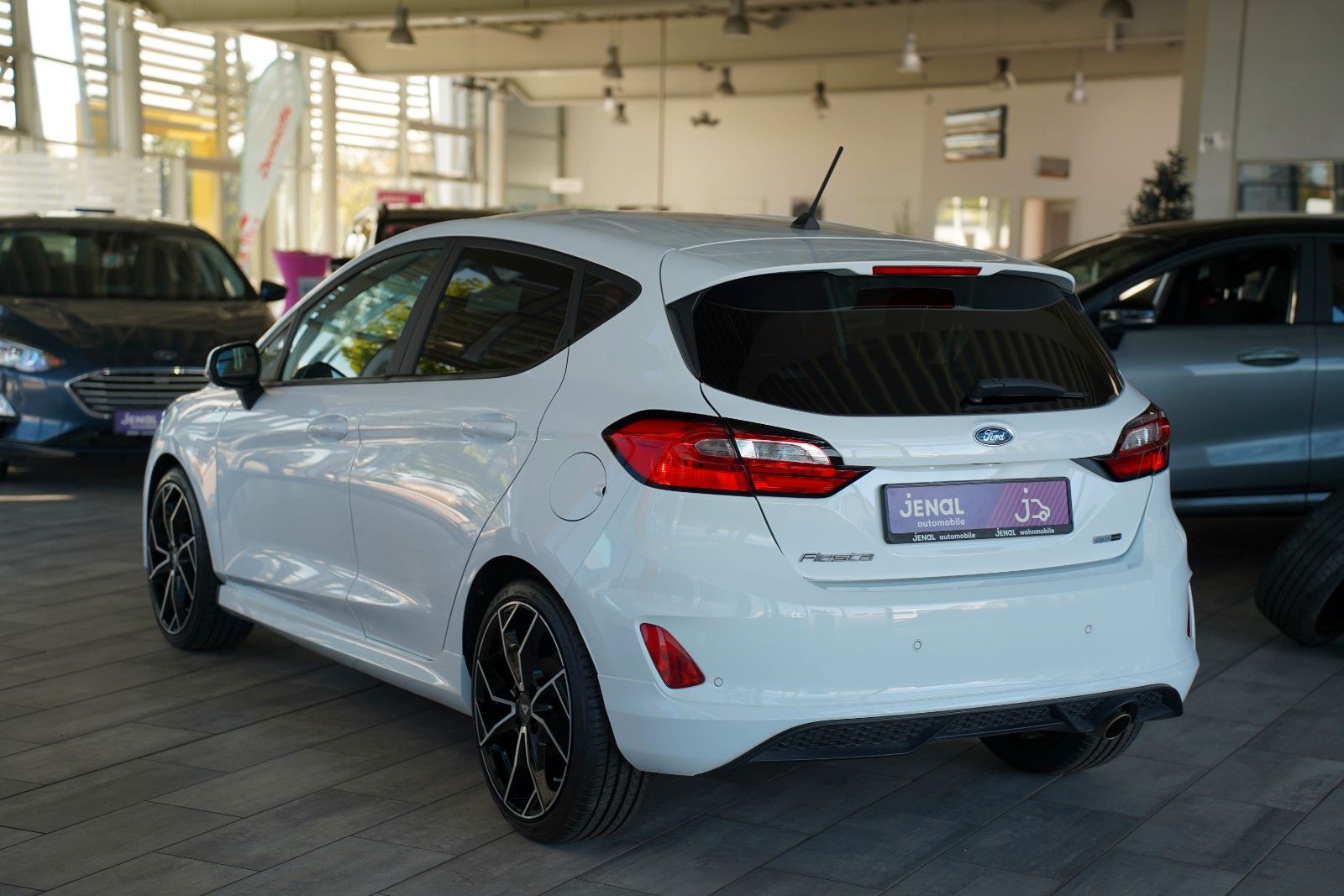 Fahrzeugabbildung Ford Fiesta ST-Line Hybrid*WINTER-P*LED*ASSISTENZ-SYS