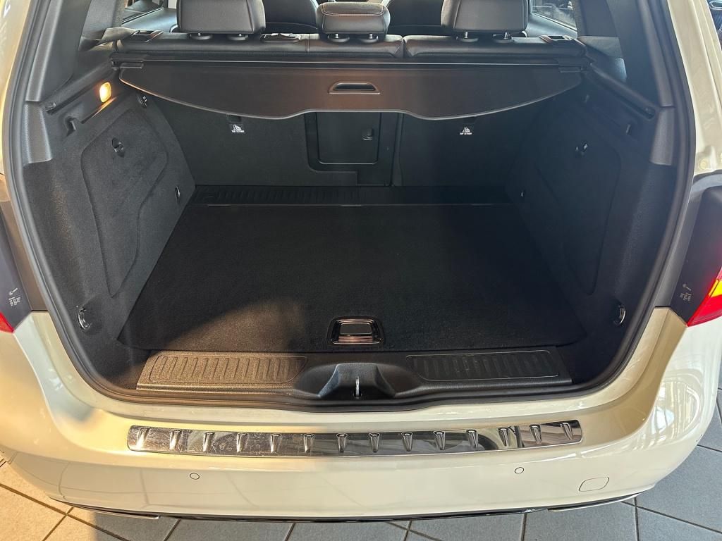 Fahrzeugabbildung Mercedes-Benz B 200 Night Navi SHZ LED KAM Totwink. RDK