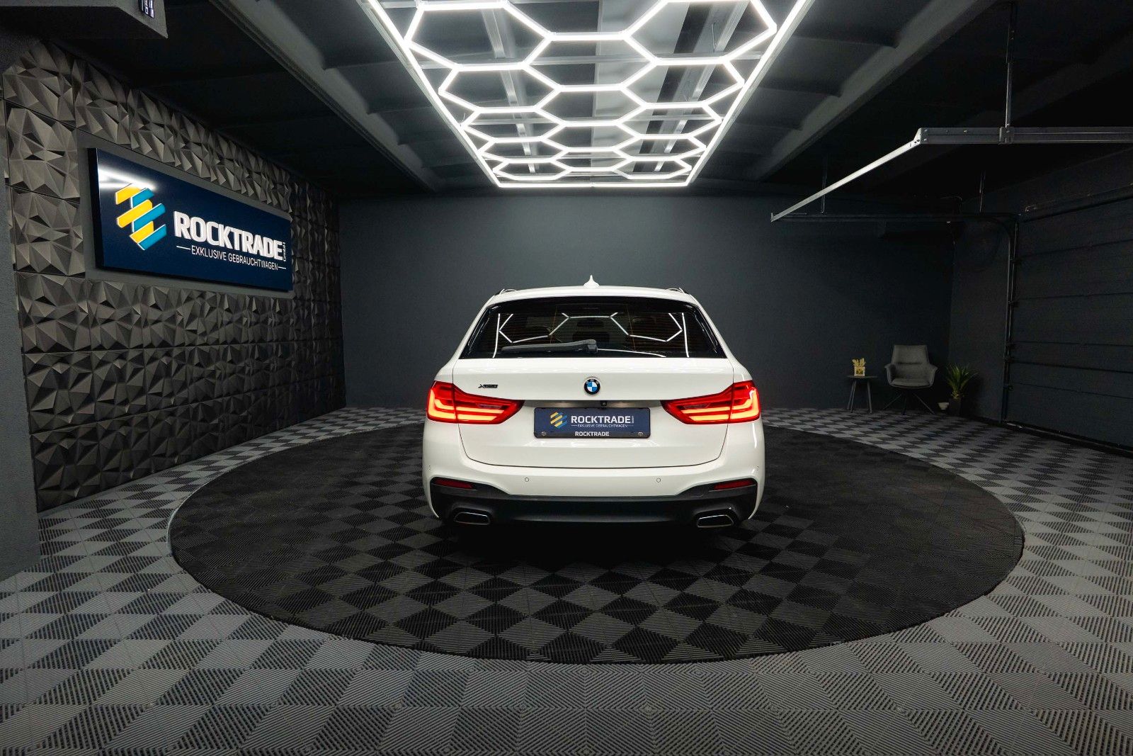 Fahrzeugabbildung BMW 540d xDrive M Sport Shadow | ACC | Pano | LED
