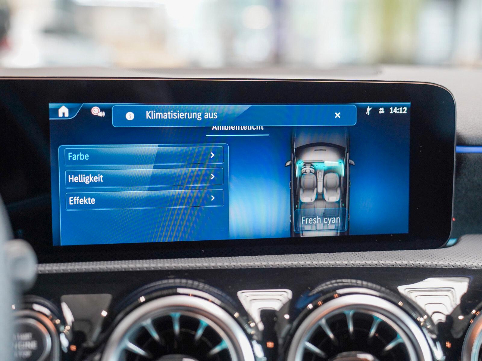 Mercedes-Benz A-Class AMG Line CarPlay Rückfahrkamera, миниатюра 20