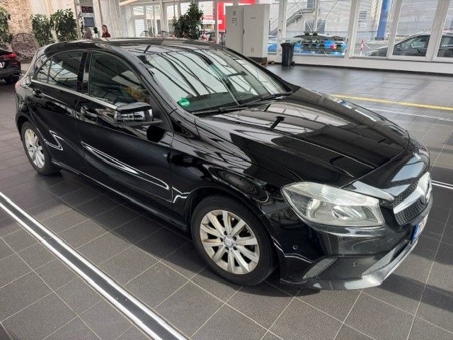 MERCEDES-BENZ A 180 d - Bj. 2016