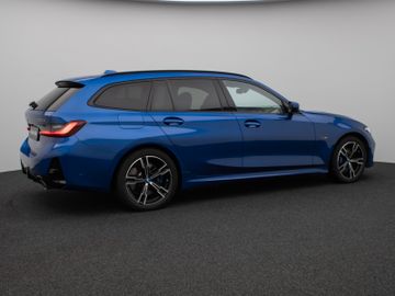Fahrzeugabbildung BMW 330e Tour M Sport Komfortzugang Kamera 18"M LMR