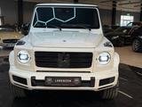 Mercedes-Benz G400d Stronger AMG Night Sthzg MBUX 22" 360° AHK - weiße Mercedes-Benz G 400