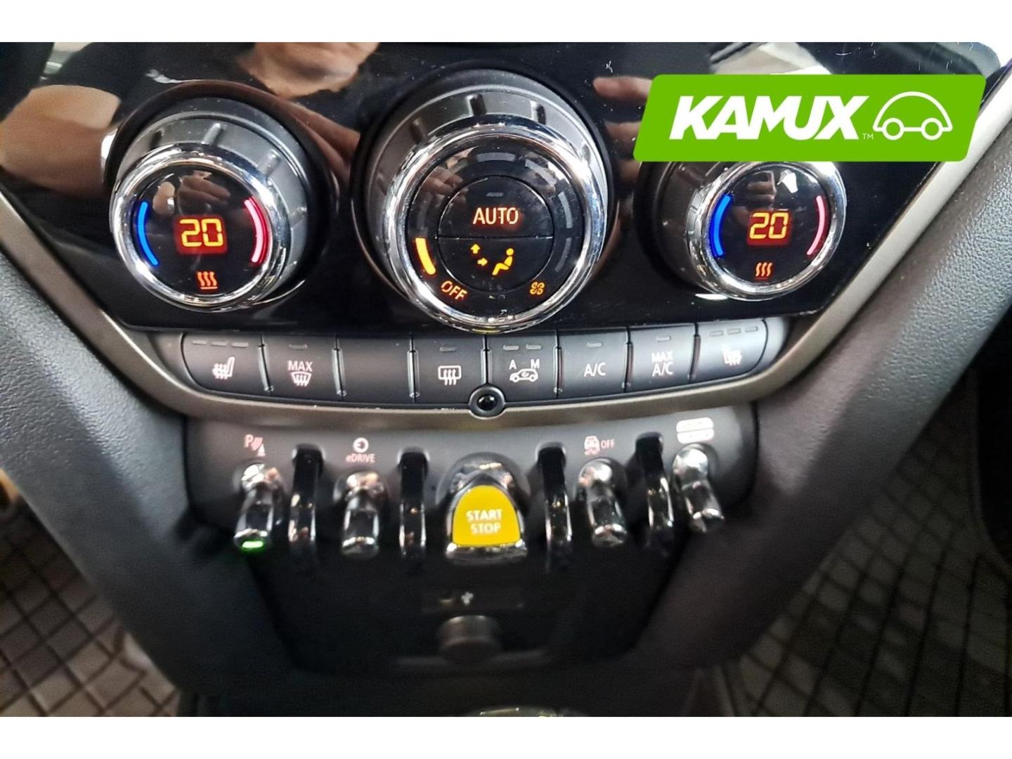 MINI Countryman SE All4 Steptronic+LED+NAVI+PDC+LEDER