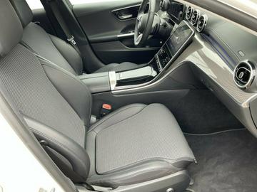 صورة مصغرة 12 لـ 2023 Mercedes-BENZ C 220