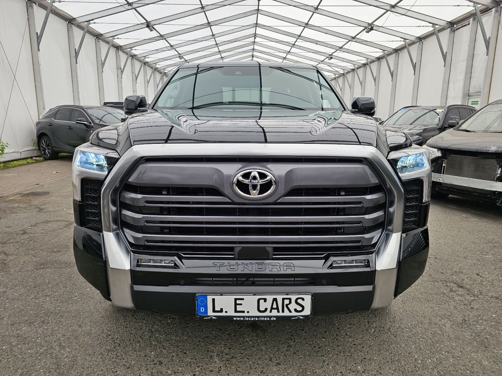Fahrzeugabbildung Toyota Tundra Limited V6 T1: 57.000 EURO ! Stock !