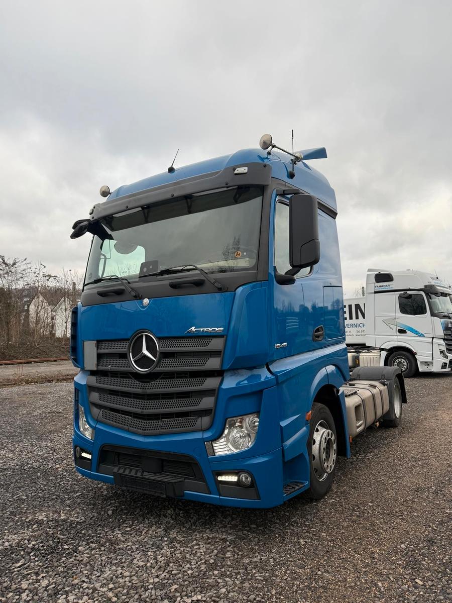 Mercedes-Benz Actros 1845 LS Stream Space Lowliner