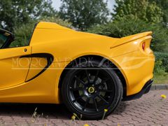 Fahrzeugabbildung Lotus Elise 220 Sport *Solid Yellow*