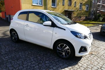 Fahrzeugabbildung Peugeot 108 Allure aus 1. Hand, erst 8Tkm!