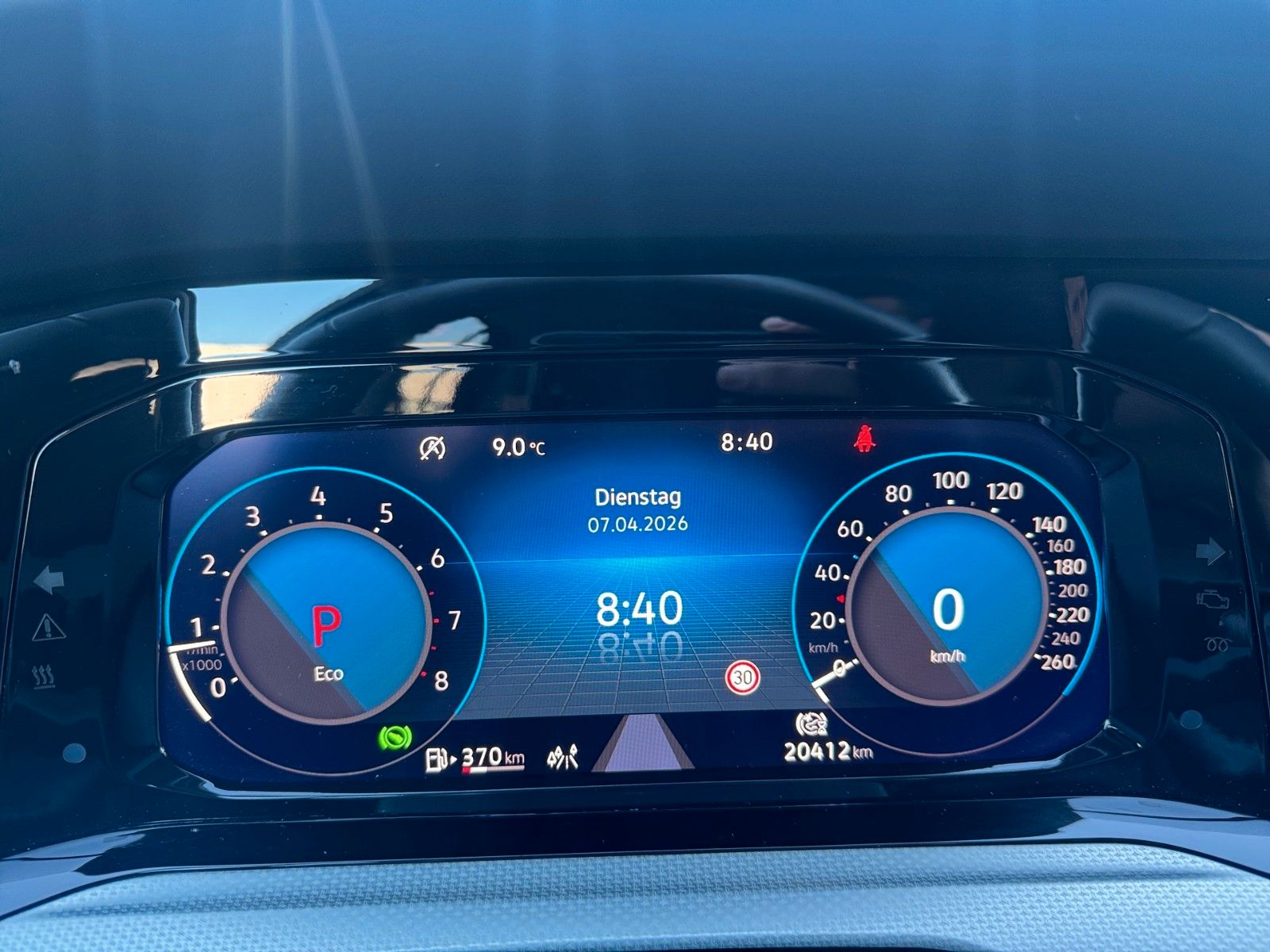 Fahrzeugabbildung Volkswagen Golf VIII Lim. Move 1.5 eTSI