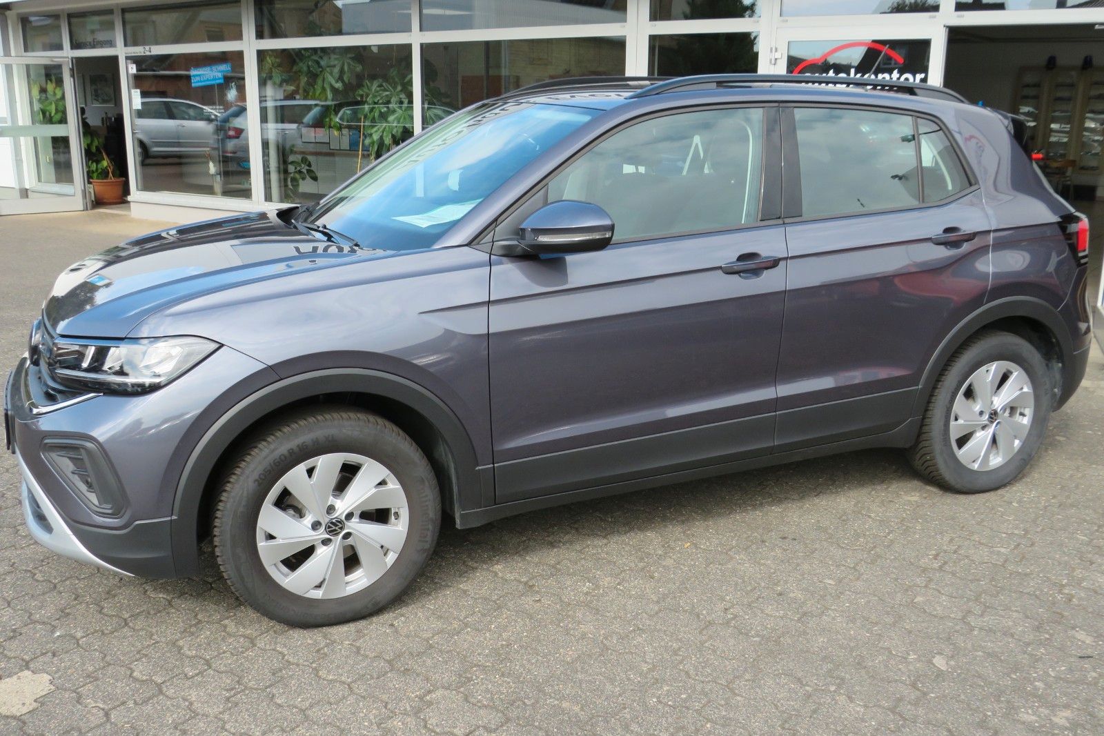 Fahrzeugabbildung Volkswagen T-Cross DSG ACC KAMERA NAVI SITZH LED APP GJ 1.H
