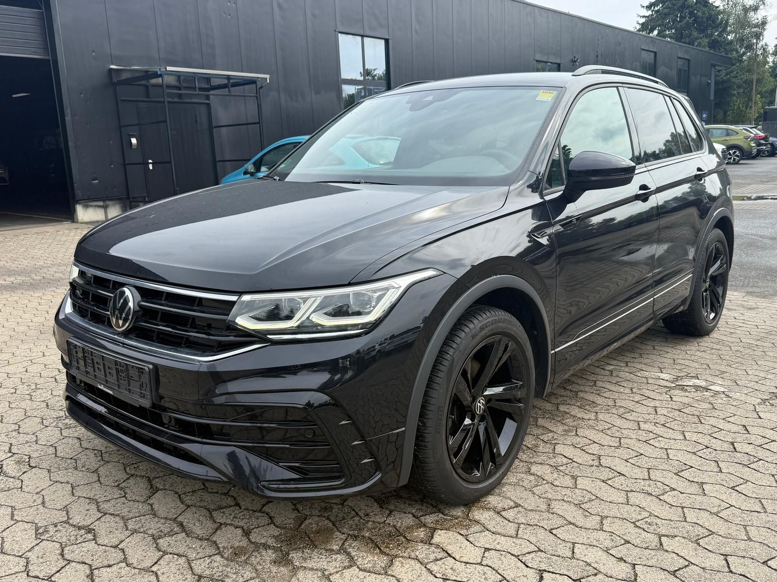 Volkswagen Tiguan R-Line 2.0 TDI AHK/ACC/CAM/NAVI