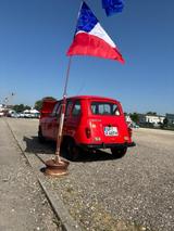 Renault R 4 - Renault R 4 mit Benzin-Antrieb: Kleinwagen