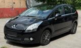 Peugeot 5008 1.6 Family  *KLIMA *SHZ *PANORAMADACH - Peugeot 5008 in Augsburg