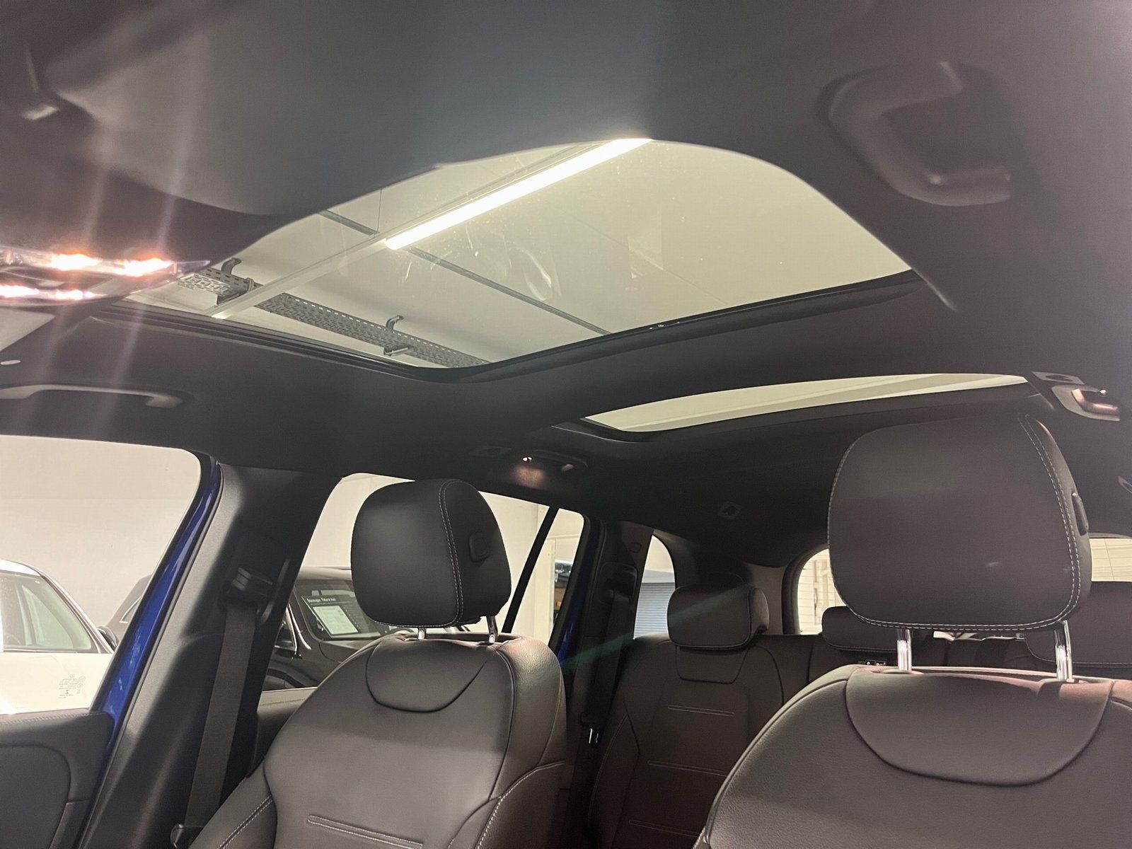Fahrzeugabbildung Mercedes-Benz GLB 220 d 4M AMG*Pano*Distr*20"*Night*MBeam*Soun